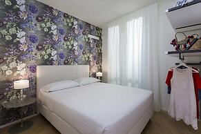 Embassy Aparthotel