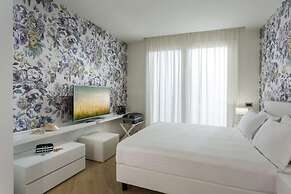 Embassy Aparthotel