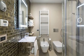 Embassy Aparthotel