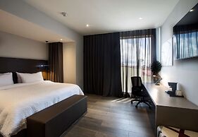 Hampton by Hilton David