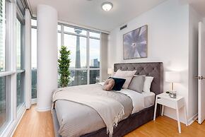 Elegant & Modern 2-bedroom Condo