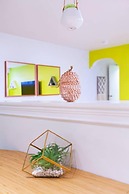 Colourful 2-bedroom Apartment