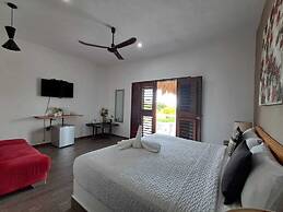 Maria-Maria Hotel