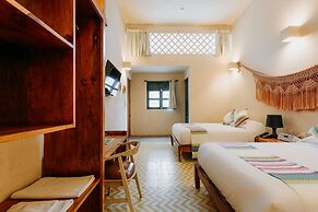Waye Valladolid Centro – Sustainable, Authentic Experiences & Pet Frie