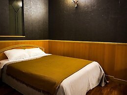 Hotel Bin