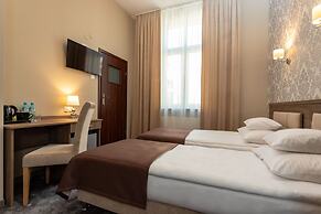 Hotel Maximum