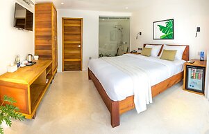 The B Resort