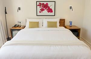 The B Resort