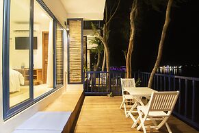 The B Resort