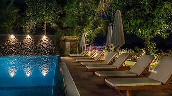 The B Resort
