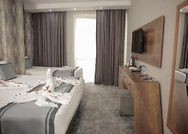 Istanbul Airport Express Hotel