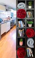 Spacious Central City Apartment with Parking