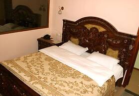 Hotel Aurora