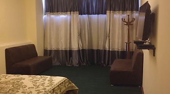 Hotel Aurora