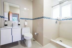 La Mona Loiza Apartments Complex