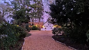 Thatched Eaves