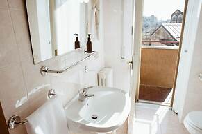 UniHò Hostel