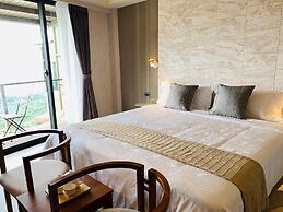 TWO Easy Inn
