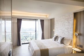 TWO Easy Inn