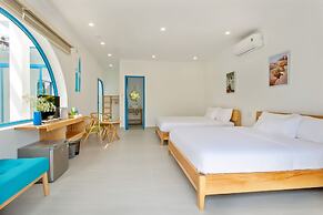 Santorin HoiAn Villa