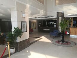 Remaz Hotel & Suite