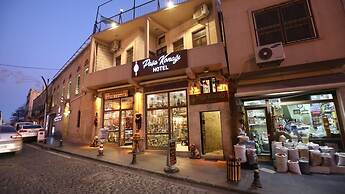 Pasa Konagi Hotel