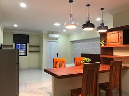 Thada Apartment