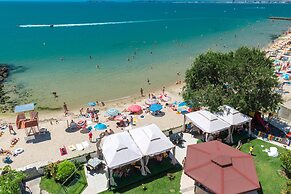 Hotel Iris Beach