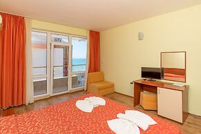Hotel Iris Beach