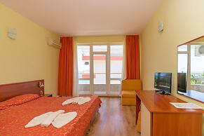 Hotel Iris Beach