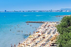 Hotel Iris Beach