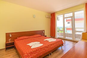 Hotel Iris Beach
