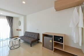 Iris palace