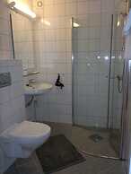 Petrines Guesthouse