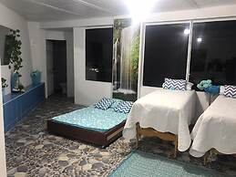 Paradise Lake Hotel