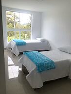 Paradise Lake Hotel