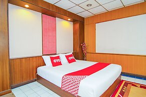 OYO 534 Phasuk Hotel