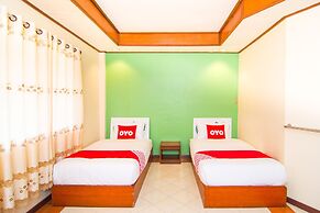 OYO 534 Phasuk Hotel