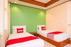 OYO 534 Phasuk Hotel