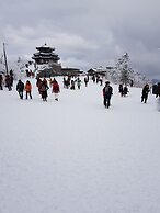 Muju Naos Pension