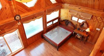 Muju Naos Pension