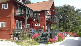 Muju Naos Pension