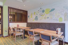 Premier Inn Cardiff Bay