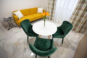 Plazuela del Carbón Suites