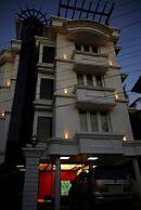 Srivar Hotels