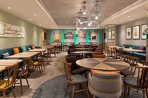 Hampton by Hilton London Ealing