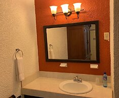 Hotel Los Arcos