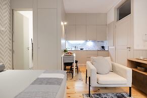 Sol Modern Studio at Batalha