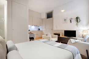 Sol Modern Studio at Batalha