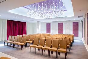 Kazzhol Park Hotel